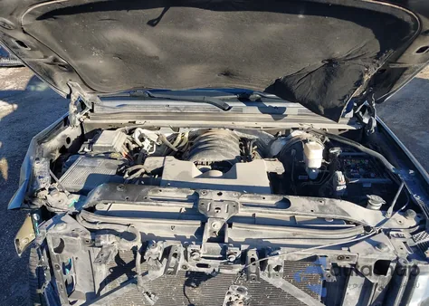 2017 Chevrolet Suburban Premier from USA, damaged, VIN 1GNSCJKC7HR152160